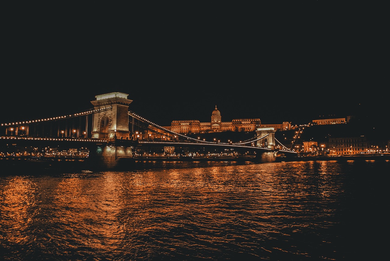 budapest europe night danube 4011923