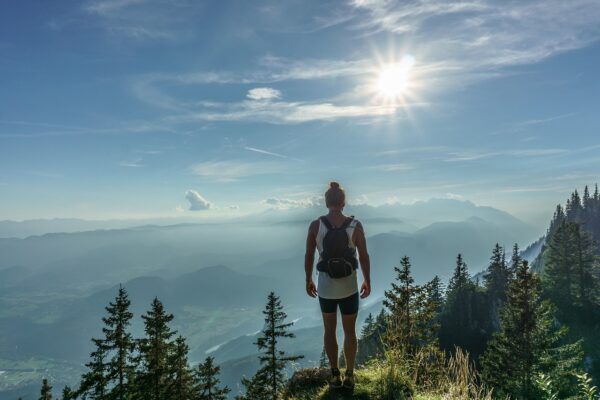 hiker standing woman top journey 918473