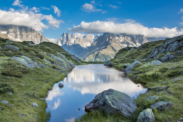 mountains lake nature sky field 6277391