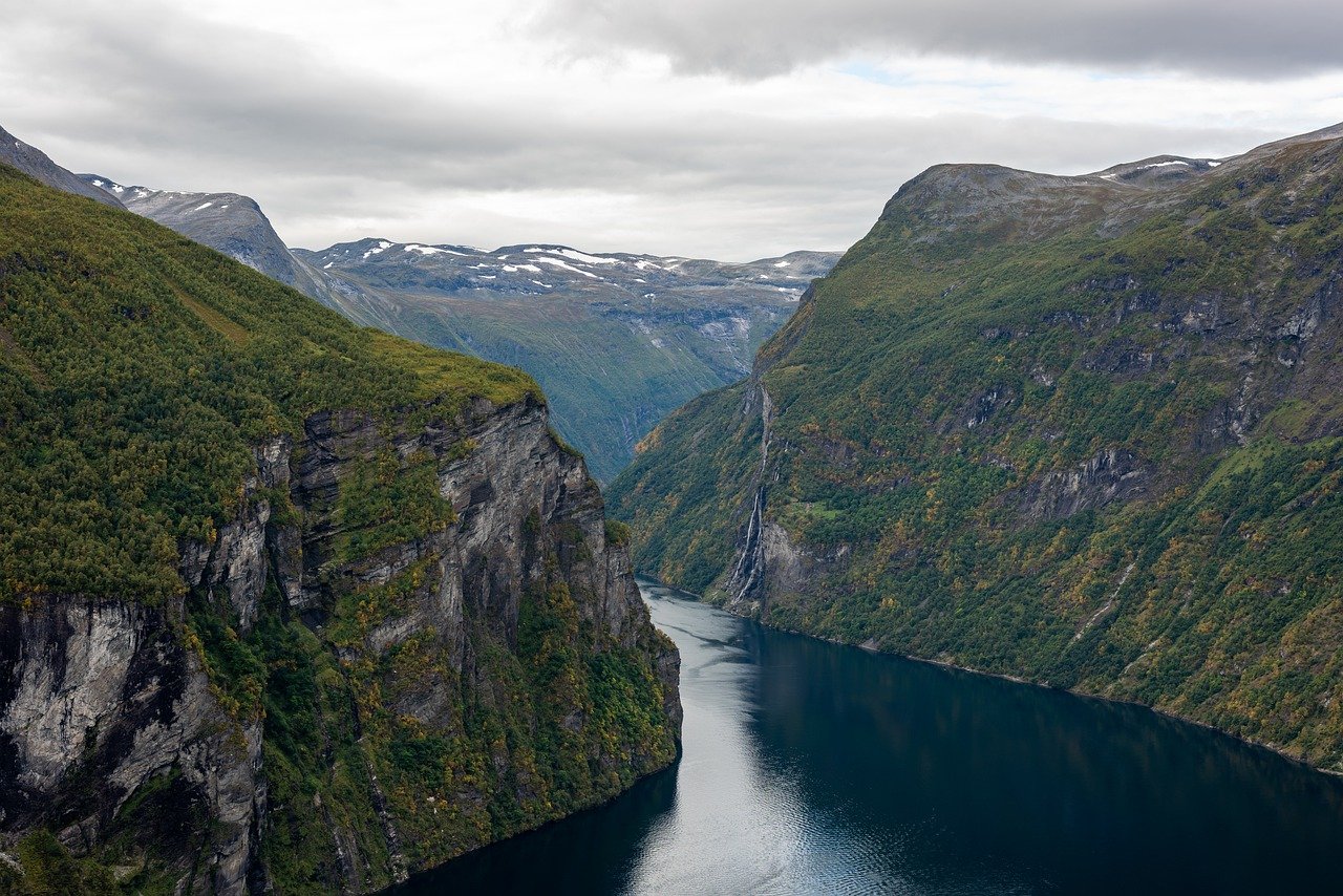 ocean fjord alps geiranger norway 7917678