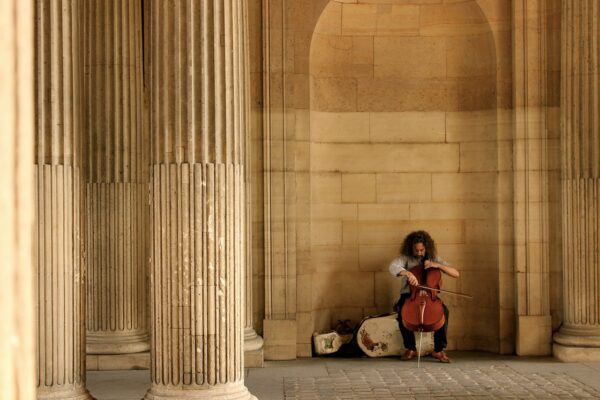 paris street artist cello music 1706910