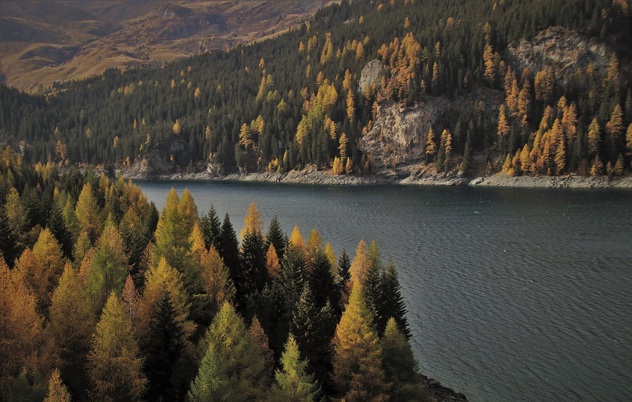 twilight lake alpine mountains 5003856